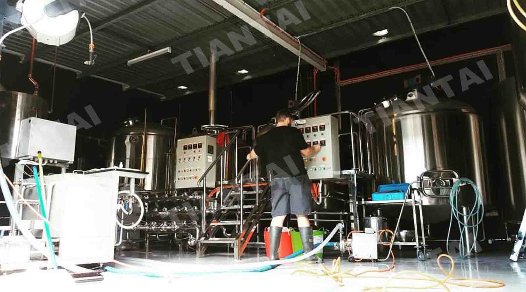 The turnkey beer equipment with brewhouse, fermenter, brite tank 